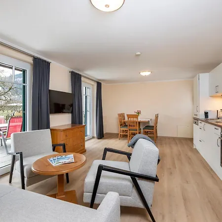 Ziehrerhaus Штробль